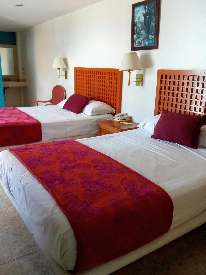 OYO Hotel Gandhi Chetumal Exterior foto