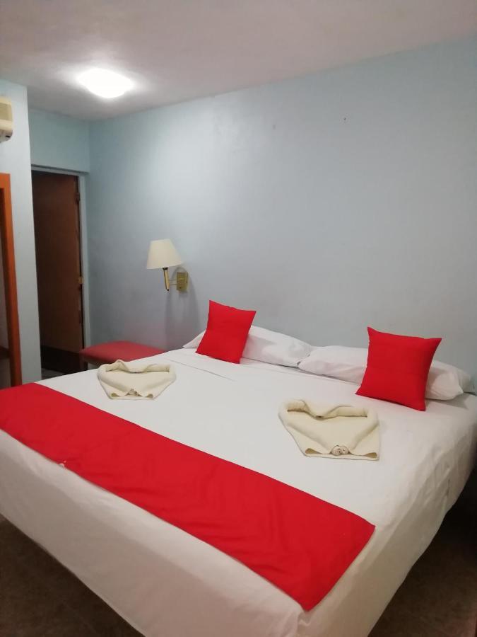 OYO Hotel Gandhi Chetumal Exterior foto