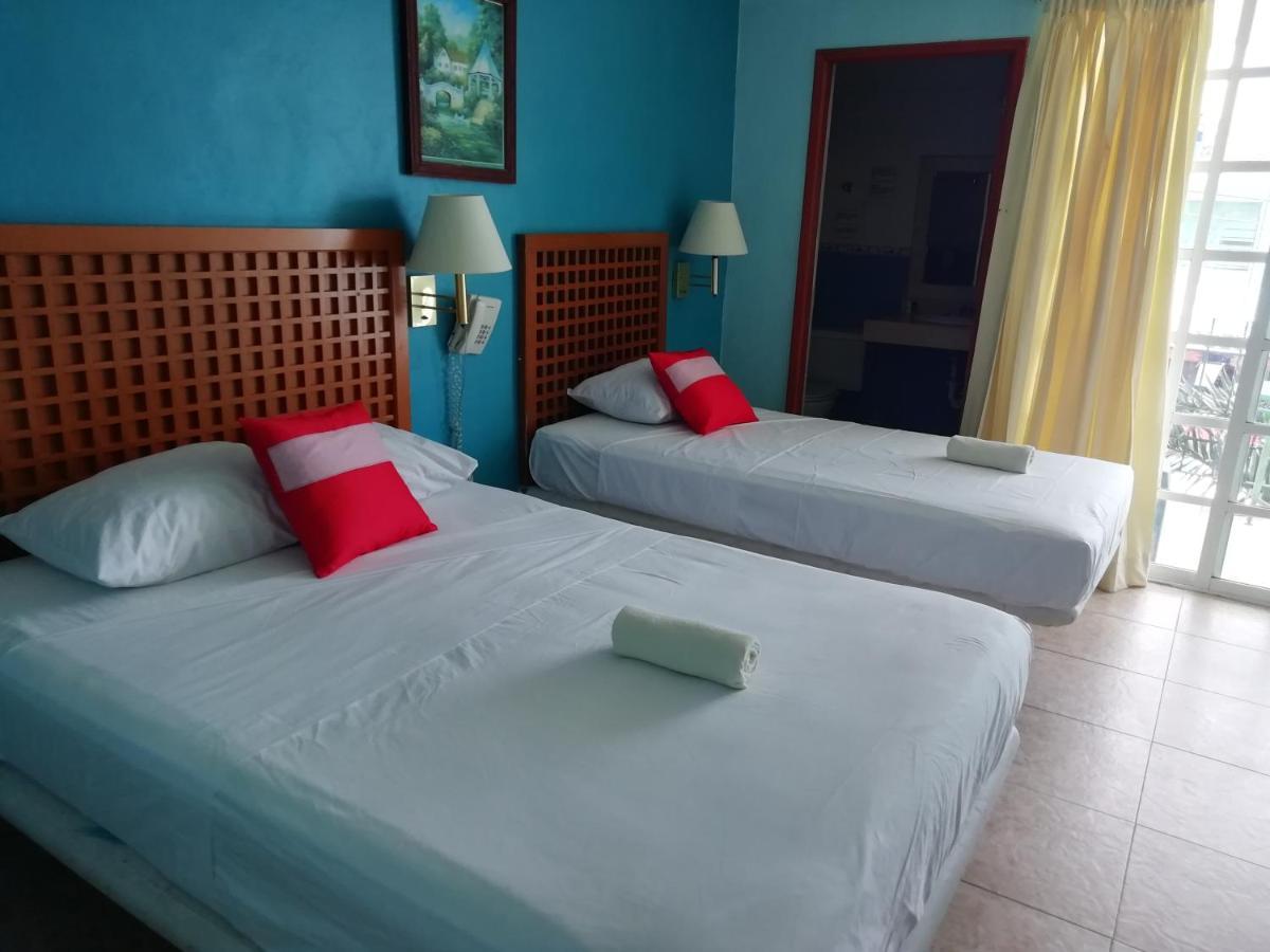 OYO Hotel Gandhi Chetumal Exterior foto